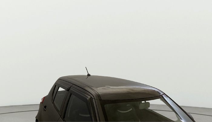 2017 Maruti Swift LXI (O), Petrol, Manual, 60,757 km, Roof