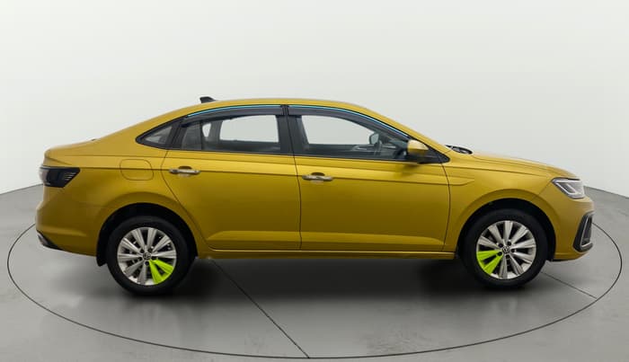 2022 Volkswagen VIRTUS HIGHLINE TSI 1.0 AT, Petrol, Automatic, 29,484 km, Right Side View