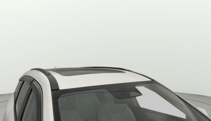 2021 Mahindra XUV700 AX 7 P MT 7 STR, Petrol, Manual, 36,585 km, Roof