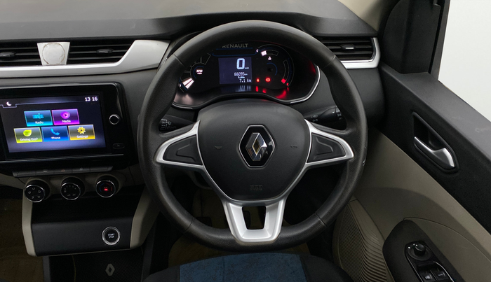 2019 Renault TRIBER RXZ, Petrol, Manual, 66,095 km, Steering Wheel Close Up