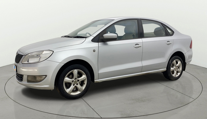 2013 Skoda Rapid ELEGANCE 1.6 TDI CR MT, Diesel, Manual, 1,46,490 km, Left Front Diagonal