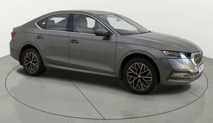 2022 Skoda Octavia L&K 2.0 AT, Petrol, Automatic, 33,616 km, SRP