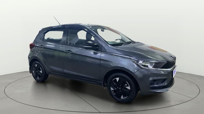 2026 Tata Tiago XT PETROL, Petrol, Manual, 4,628 km, Right Front Diagonal