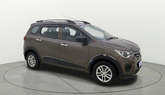 2022 Renault TRIBER RXL MT, Petrol, Manual, 68,363 km, Right Front Diagonal