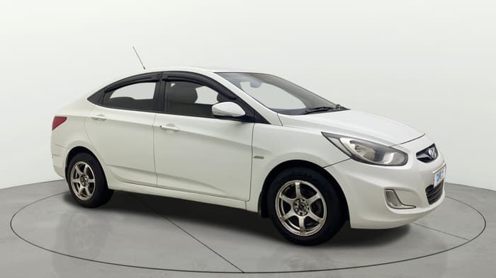 2013 Hyundai Verna FLUIDIC VTVT 1.6 EX AT, Petrol, Automatic, 92,978 km, Right Front Diagonal