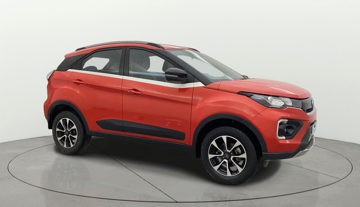 2020 Tata NEXON XZA PLUS PETROL, Petrol, Automatic, 74,876 km, Right Front Diagonal