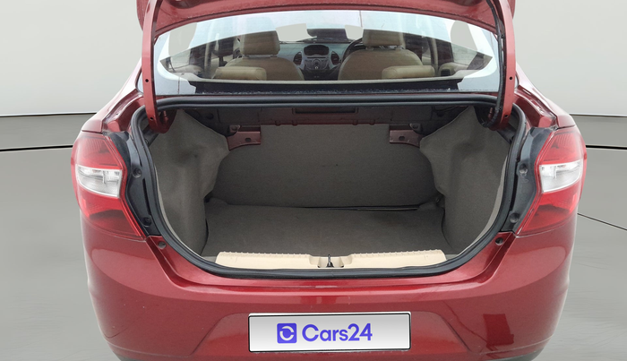 2015 Ford Figo Aspire TITANIUM 1.2 PETROL, Petrol, Manual, 38,446 km, Boot Open Zoomed View