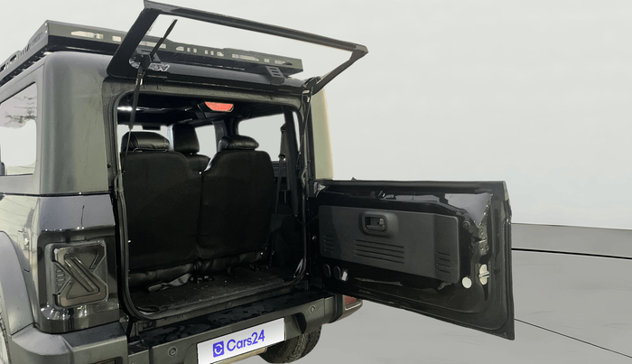 2022 Mahindra Thar LX PETROL HT 4WD AT, Petrol, Automatic, 18,289 km, Boot Door Open