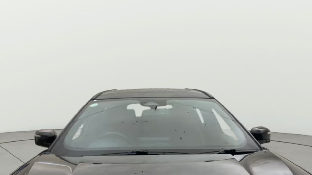 2023 Tata Safari XZA PLUS O RED DARK , Diesel, Automatic, 1,18,926 km, Front Windshield