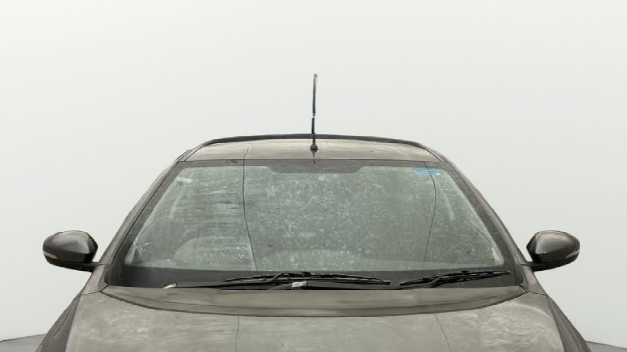 2021 Tata Tiago XT (O) PETROL, Petrol, Manual, 29,919 km, Front Windshield