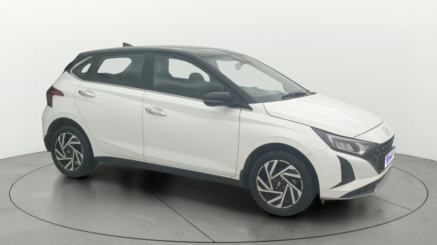 2024 Hyundai NEW I20 ASTA (O) 1.2 IVT, Petrol, Automatic, 20,609 km, Right Front Diagonal
