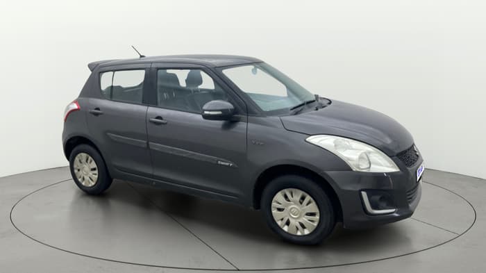2017 Maruti Swift VXI, Petrol, Manual, 1,01,404 km, Right Front Diagonal