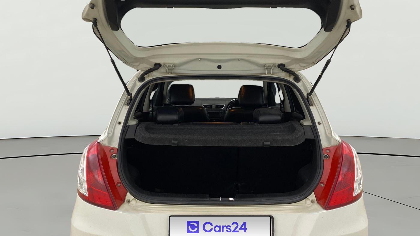 2016 Maruti Swift VXI, Petrol, Manual, 47,741 km, Boot Open Zoomed View