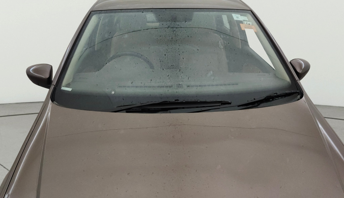 2015 Volkswagen Vento HIGHLINE 1.5 AT, Diesel, Automatic, 1,09,859 km, Front Windshield