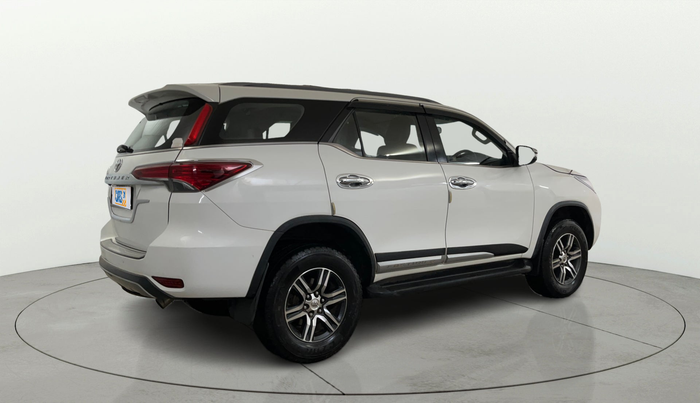 2018 Toyota Fortuner 2.8 4X2 MT, Diesel, Manual, 88,392 km, Right Back Diagonal