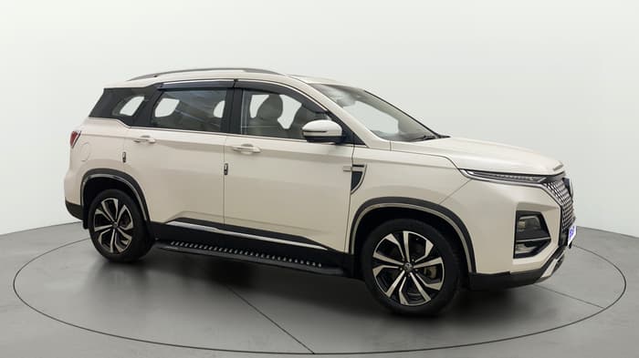 2023 MG HECTOR SHARP PRO 2.0 TURBO DIESEL, Diesel, Manual, 52,288 km, Right Front Diagonal