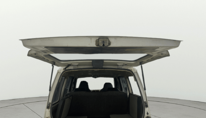 2018 Maruti Eeco 5 STR WITH A/C+HTR, CNG, Manual, 26,716 km, Boot Door Open