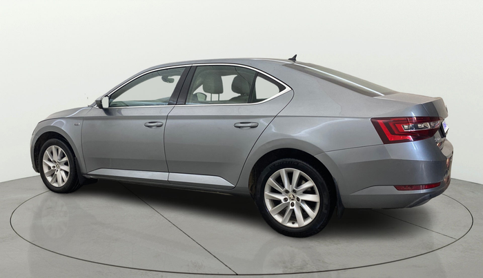 2016 Skoda Superb L&K 1.8 TSI AT, Petrol, Automatic, 1,05,887 km, Left Back Diagonal