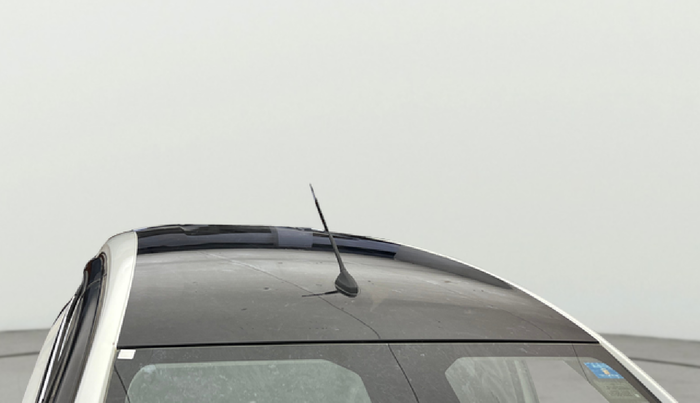 2022 Tata ALTROZ XZ PLUS PETROL, Petrol, Manual, 38,170 km, Roof