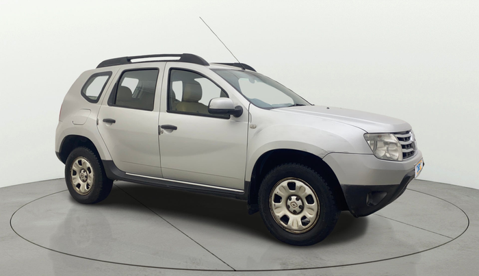 2014 Renault Duster RXL PETROL, Petrol, Manual, 1,25,234 km, Right Front Diagonal