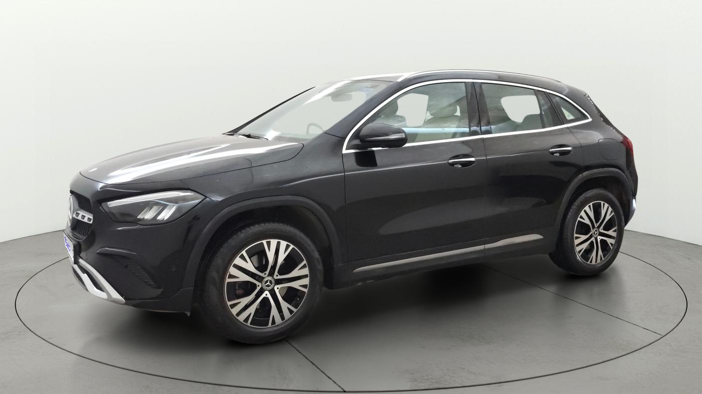 2024 Mercedes Benz GLA Class 200, Petrol, Automatic, 22,654 km, Left Front Diagonal