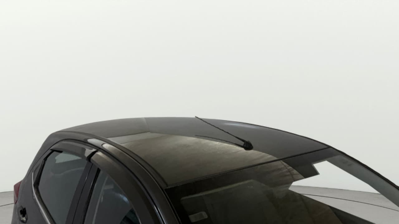 2020 Tata Tiago XZ PETROL, Petrol, Manual, 75,104 km, Roof