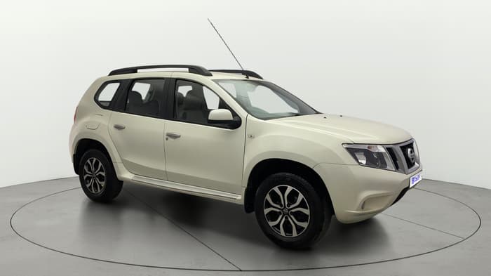 2015 Nissan Terrano XL O (D), Diesel, Manual, 56,114 km, Right Front Diagonal