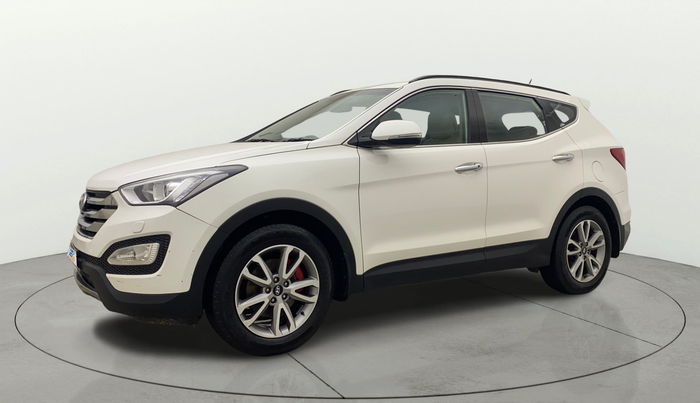 2017 Hyundai Santa Fe 4 WD AT, Diesel, Automatic, 61,184 km, Left Front Diagonal