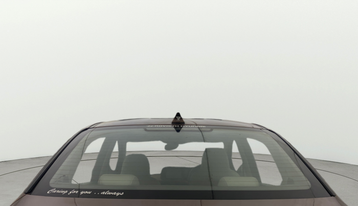 2021 Hyundai AURA SX PLUS 1.2 AMT, Petrol, Automatic, 93,830 km, Rear Windshield