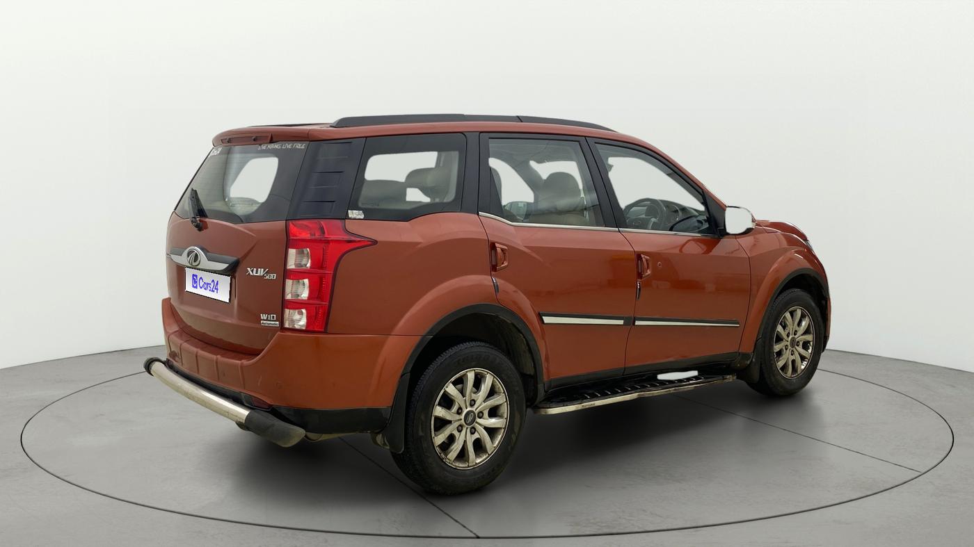 2017 Mahindra XUV500 W10 AT, Diesel, Automatic, 97,664 km, Right Back Diagonal
