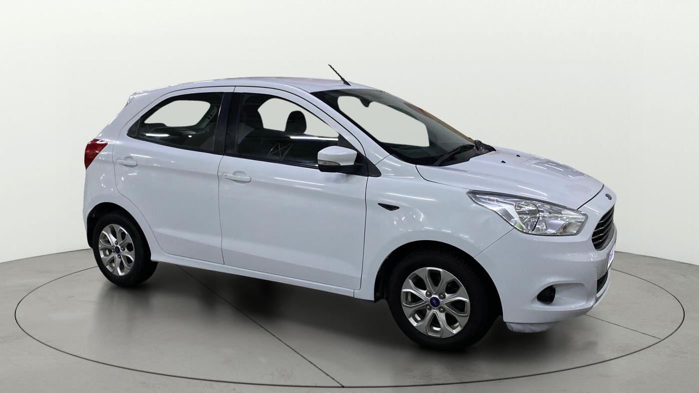 2017 Ford New Figo TITANIUM 1.2 PETROL MT, Petrol, Manual, 34,711 km, SRP