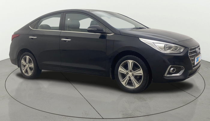 2017 Hyundai Verna 1.6 VTVT SX (O) AT, Petrol, Automatic, 34,773 km, Right Front Diagonal