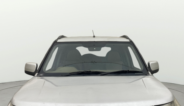 2018 Mahindra TUV300 T8, Diesel, Manual, 1,16,362 km, Front Windshield