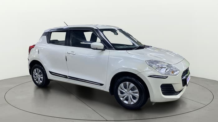 2024 Maruti Swift VXI, Petrol, Manual, 30,367 km, Right Front Diagonal