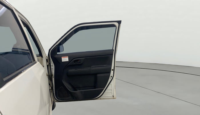 2021 Maruti New Wagon-R LXI CNG (O) 1.0, CNG, Manual, 62,501 km, RHS Front Door