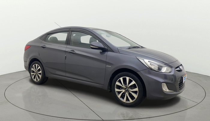 2014 Hyundai Verna FLUIDIC 1.6 VTVT SX, Petrol, Manual, 67,722 km, Right Front Diagonal