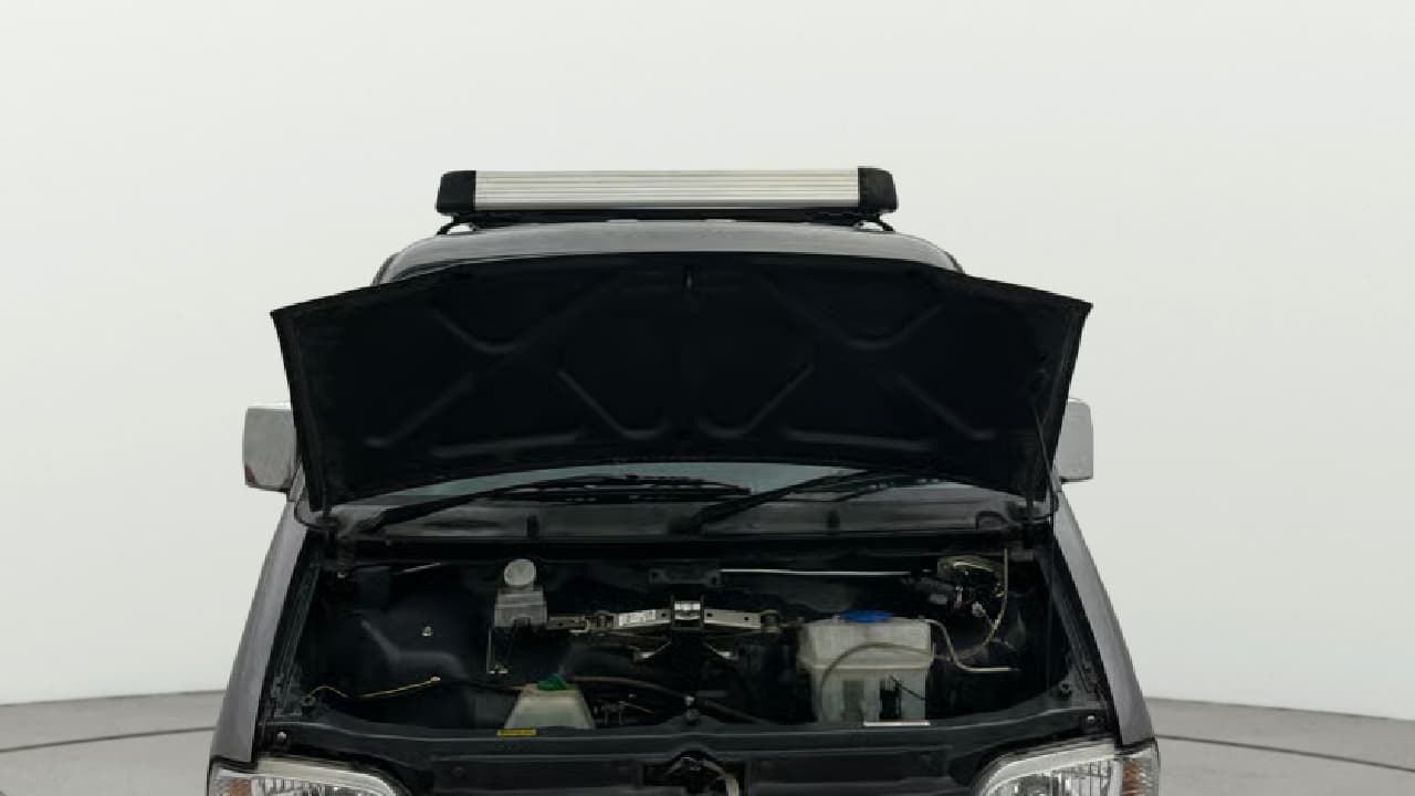 2018 Maruti Eeco 5 STR WITH A/C+HTR, Petrol, Manual, 20,806 km, Open Bonet
