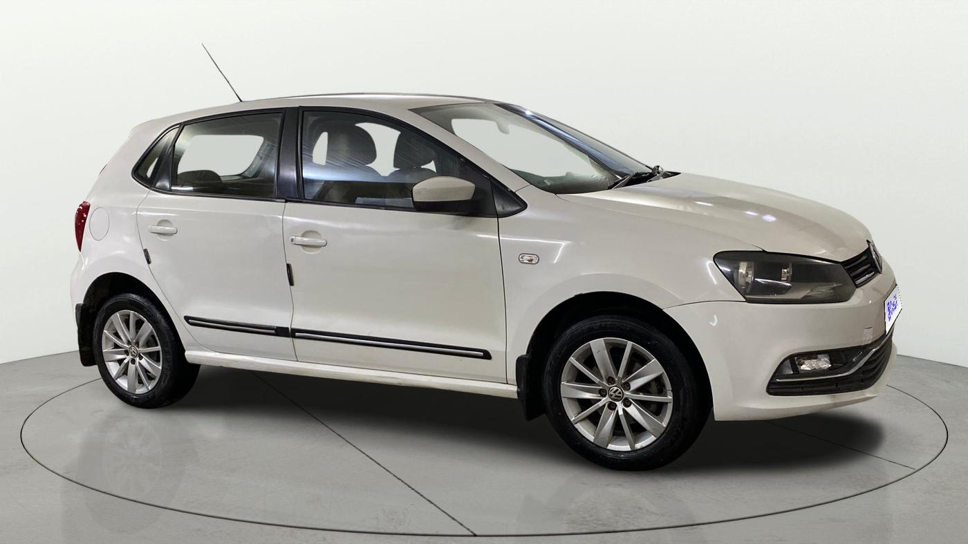 2014 Volkswagen Polo HIGHLINE1.2L, Petrol, Manual, 70,929 km, Right Front Diagonal