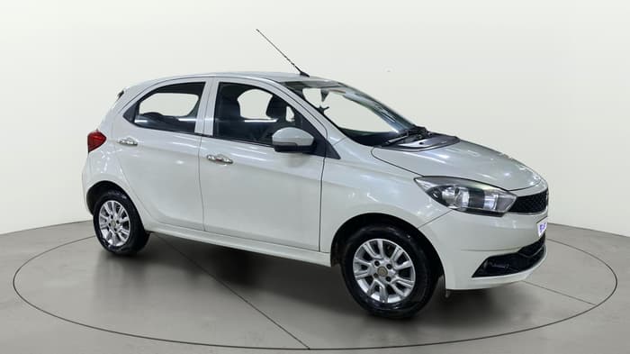 2018 Tata Tiago XZA PETROL, Petrol, Automatic, 92,000 km, Right Front Diagonal