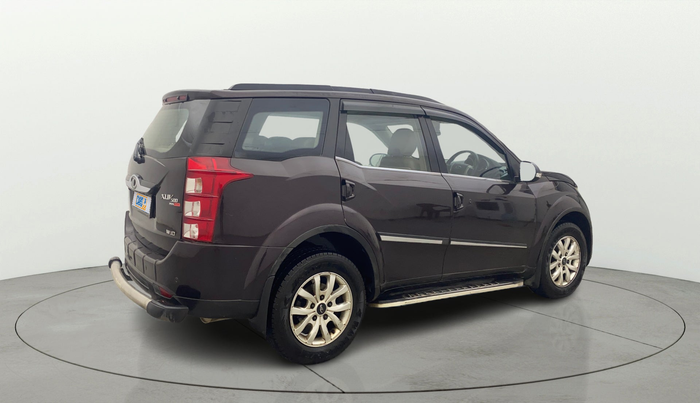 2015 Mahindra XUV500 W10, Diesel, Manual, 77,461 km, Right Back Diagonal