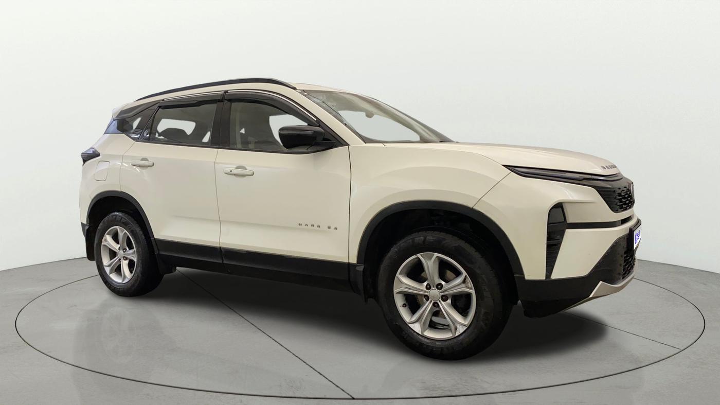 2024 Tata Harrier PURE PLUS S AT, Diesel, Automatic, 24,189 km, Right Front Diagonal