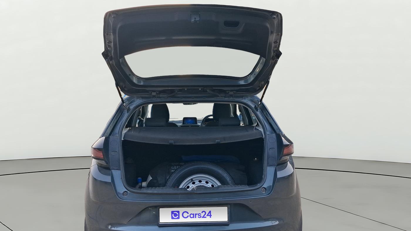 2021 Tata ALTROZ XZ PETROL, CNG, Manual, 63,893 km, Boot Door Open