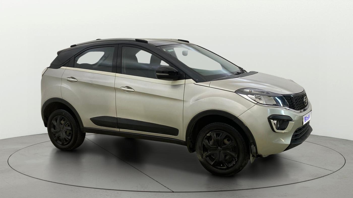 2018 Tata NEXON XT PETROL, Petrol, Manual, 62,008 km, SRP