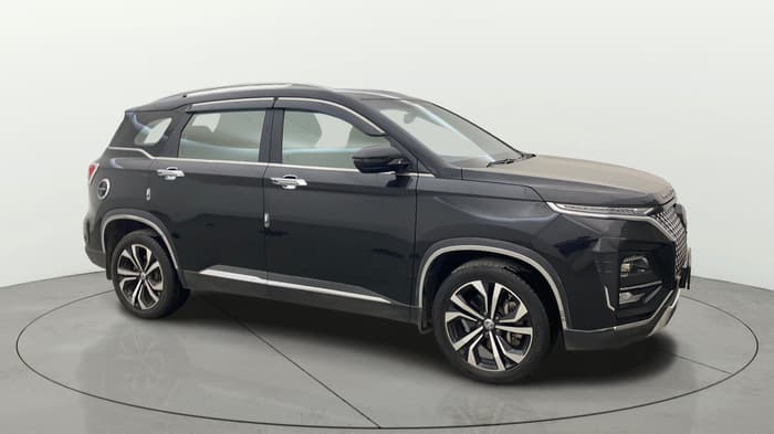 2023 MG HECTOR PLUS SHARP PRO 1.5 PETROL TURBO CVT 6 STR, Petrol, Automatic, 35,383 km, Right Front Diagonal