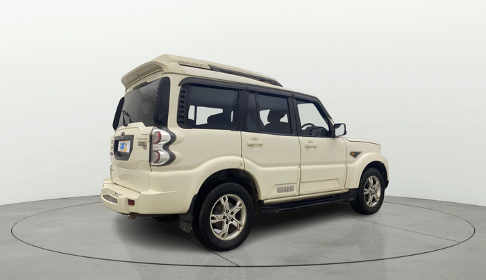 2016 Mahindra Scorpio S10 AT, Diesel, Automatic, 1,41,218 km, Right Back Diagonal