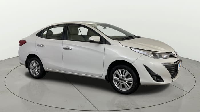 2018 Toyota YARIS VX CVT, Petrol, Automatic, 51,208 km, Right Front Diagonal