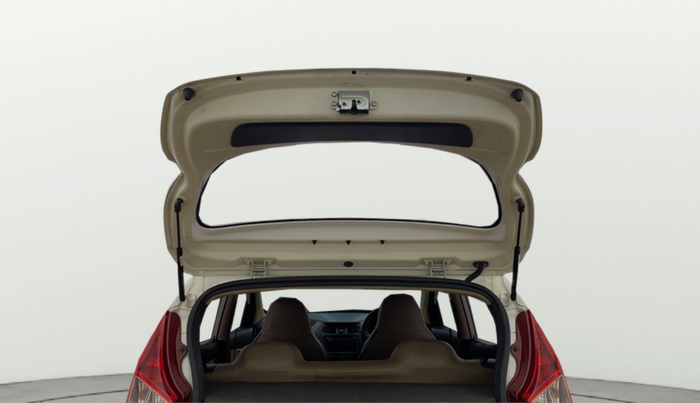 2015 Hyundai Eon D-LITE+, CNG, Manual, 1,10,658 km, Boot Door Open