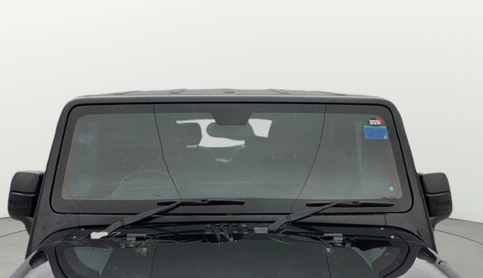 2023 Mahindra Thar LX P 2WD AT HT, Petrol, Automatic, 32,838 km, Front Windshield