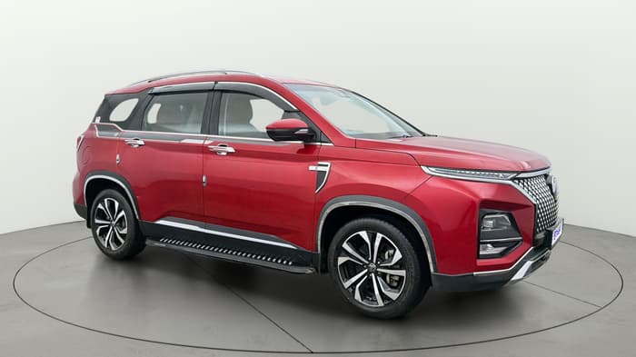 2023 MG HECTOR PLUS SAVVY PRO 1.5 TURBO CVT 6 STR, Petrol, Automatic, 19,248 km, Right Front Diagonal