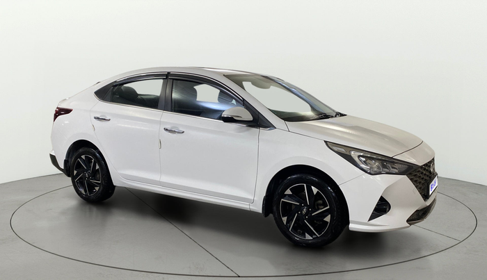 2021 Hyundai Verna SX (O) 1.5 CRDI AT, Diesel, Automatic, 1,08,132 km, Right Front Diagonal